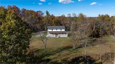 Exterior - 57 Thomas Dr, Lyndhurst, VA 22952 photo 18 of 18