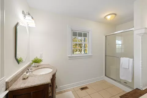 Bath - 57 Thomas Dr, Lyndhurst, VA 22952 photo 1 of 7