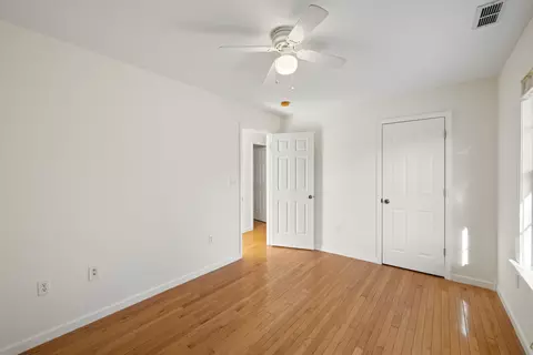Bedroom - 57 Thomas Dr, Lyndhurst, VA 22952 photo 6 of 9