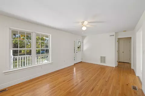 Living - 57 Thomas Dr, Lyndhurst, VA 22952 photo 4 of 5