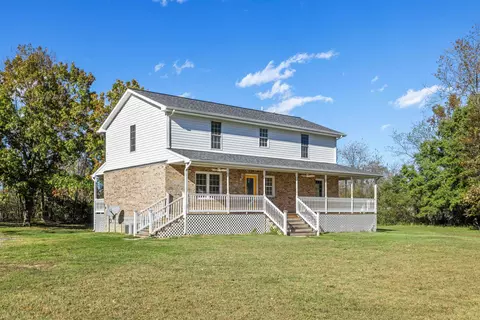 Exterior - 57 Thomas Dr, Lyndhurst, VA 22952 photo 11 of 18