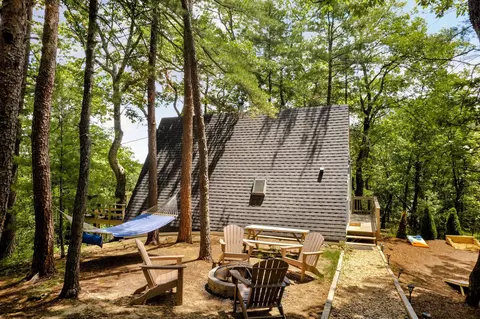 Exterior - 491 S Maple Rd S, Mount Jackson, VA 22842 photo 7 of 11