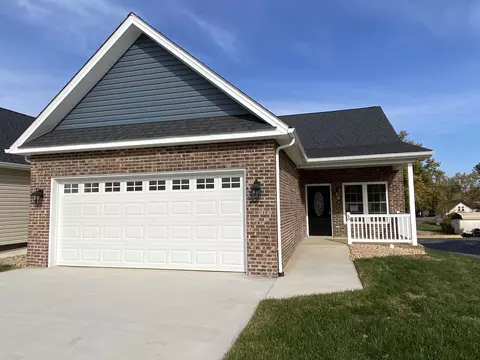 68 Fossil Dr, Stuarts Draft, VA 24477