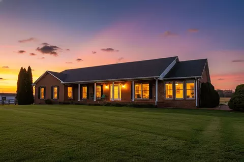 1197 Entry School Rd, Fishersville, VA 22939