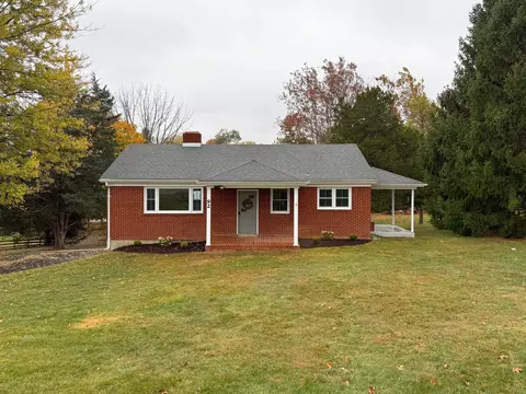 92 Maury Mill Rd, Verona, VA 24482