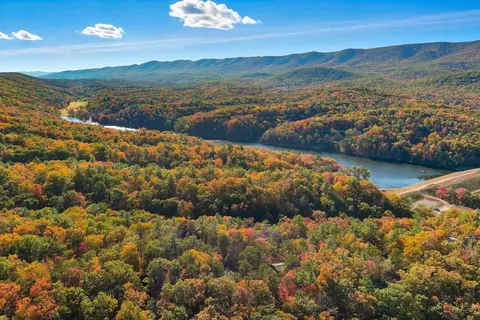 View/Area - 395 Deloris Rd, Basye, VA 22810 photo 3 of 9