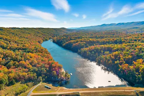 View/Area - 395 Deloris Rd, Basye, VA 22810 photo 8 of 9