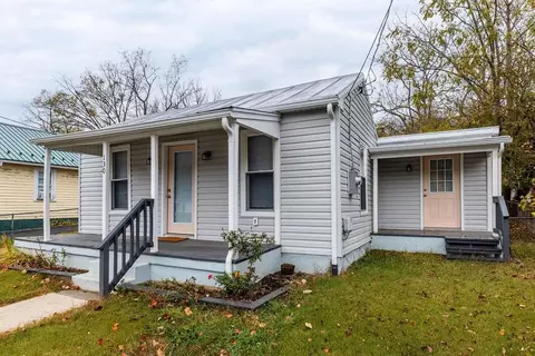 130 Park Blvd, Staunton, VA 24401
