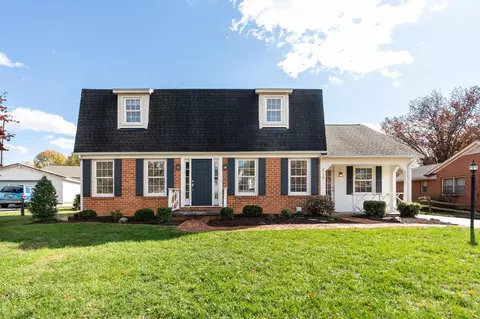 112 Country Lodge Rd, Waynesboro, VA 22980