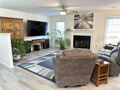 Living - 51 Meriwether Cir, Stuarts Draft, VA 24477 photo 1 of 6