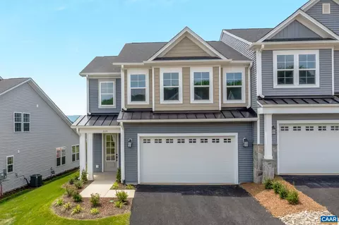 357 Springdale Rd, Waynesboro, VA 22980
