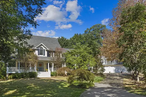 2640 Karawood Ln, Harrisonburg, VA 22801
