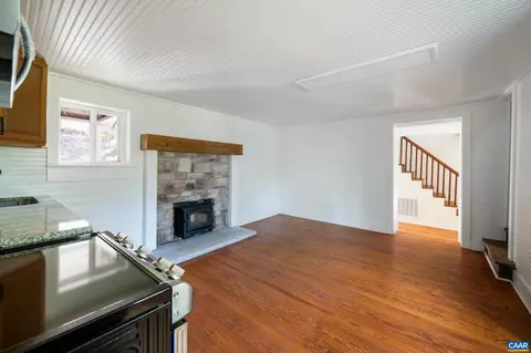 Living - 2728 E Branch Loop, Roseland, VA 22967 photo 1 of 1
