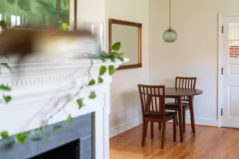 Dining - 548 Pine Ave, Waynesboro, VA 22980 photo 2 of 2