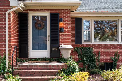 Exterior - 548 Pine Ave, Waynesboro, VA 22980 photo 5 of 17