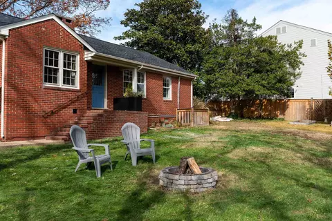 Exterior - 548 Pine Ave, Waynesboro, VA 22980 photo 7 of 17