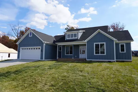 10290 Dalmatian Dr, Mcgaheysville, VA 22840