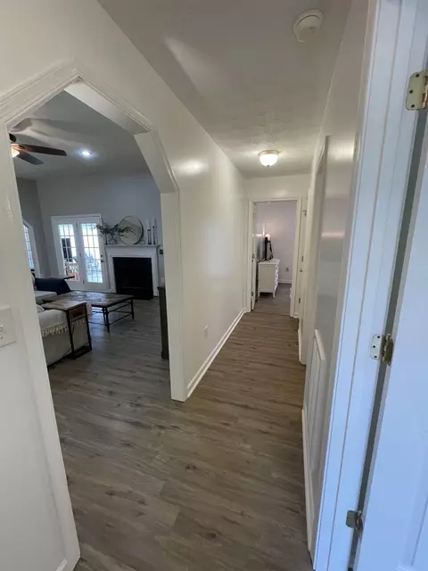 Entry Way - 111 Rutherford Ln, Stuarts Draft, VA 24477 photo 4 of 6