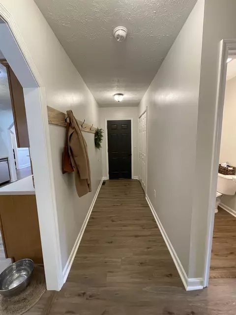 Entry Way - 111 Rutherford Ln, Stuarts Draft, VA 24477 photo 5 of 6