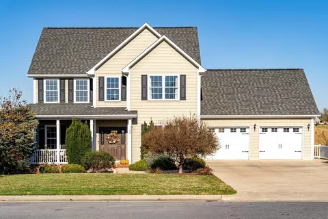1160 Walnut Creek Dr, Harrisonburg, VA 22801