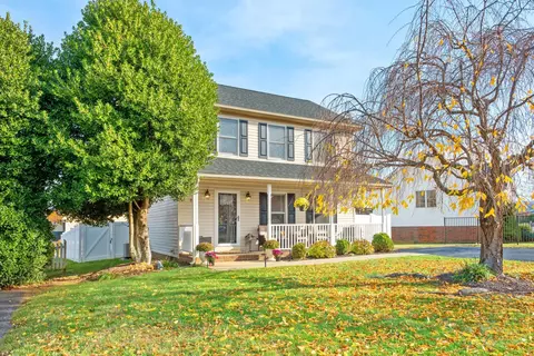 1905 Monroe St, Waynesboro, VA 22980