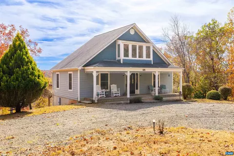 125 River Breeze Ct, Howardsville, VA 24562