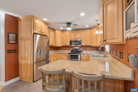 802 Jefferson Dr, Palmyra, VA 22963 photo 3