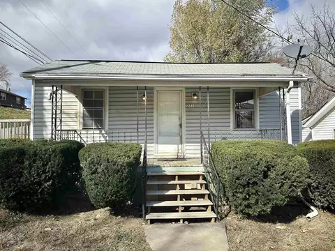 2515 W Beverley St W, Staunton, VA 24401