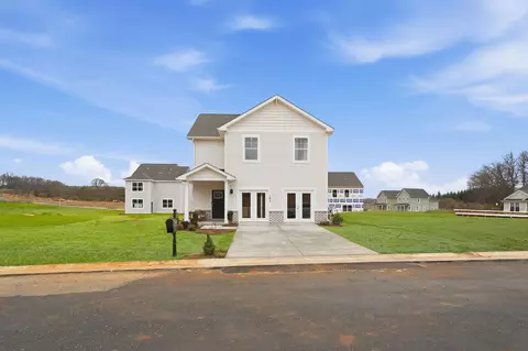 108 Meadow Ridge Way, Staunton, VA 24401