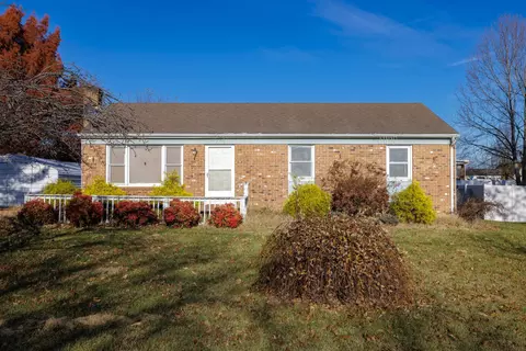 34 Gentry Rd, Weyers Cave, VA 24486