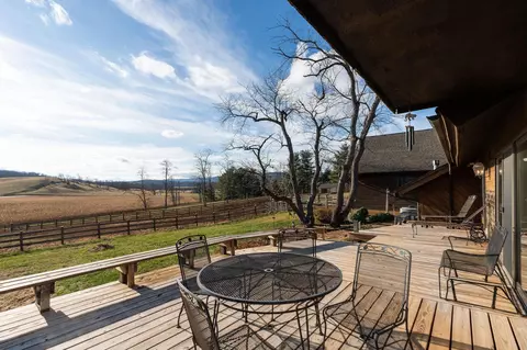 Exterior - 129 Shemariah Rd, Middlebrook, VA 24459 photo 6 of 14