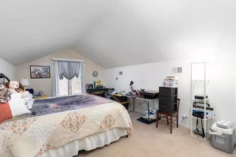 Bedroom - 129 Shemariah Rd, Middlebrook, VA 24459 photo 7 of 8