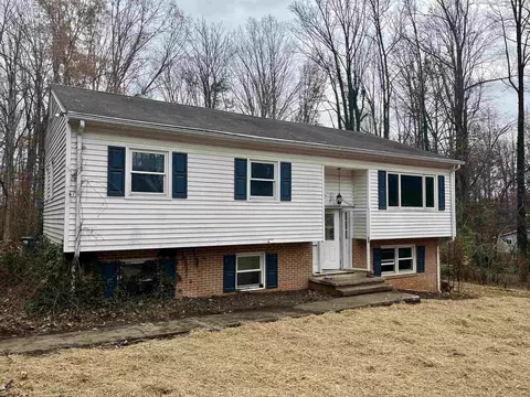 3672 Airport Acres Rd, Charlottesville, VA 22911