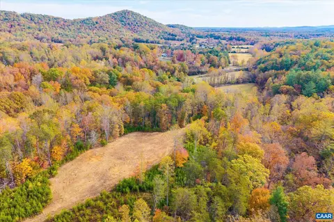 6424 Free Union Rd, Free Union, VA 22940