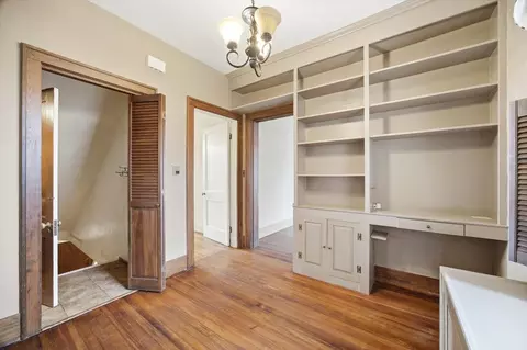 Entry Way - 645 Maple Ave, Waynesboro, VA 22980 photo 2 of 7
