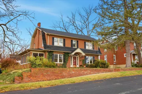 645 Maple Ave, Waynesboro, VA 22980