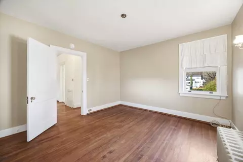 Bedroom - 645 Maple Ave, Waynesboro, VA 22980 photo 3 of 8