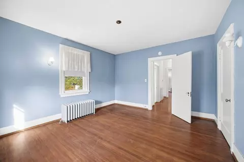 Bedroom - 645 Maple Ave, Waynesboro, VA 22980 photo 4 of 8