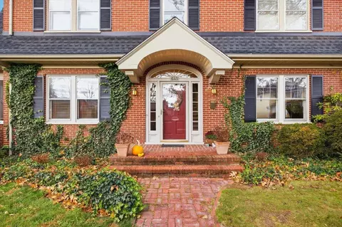 Exterior - 645 Maple Ave, Waynesboro, VA 22980 photo 3 of 19