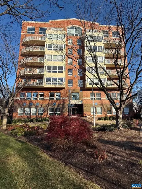 250 W Main St #402, Charlottesville, VA 22902