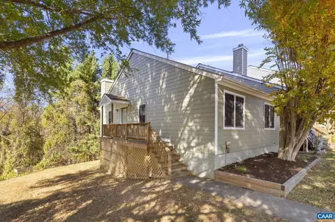 572 Whitcover Cir, Charlottesville, VA 22901