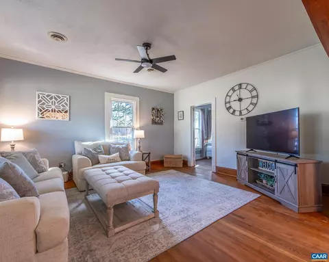 Living - 22 Quarter Ln, Buckingham, VA 23921 photo 1 of 2