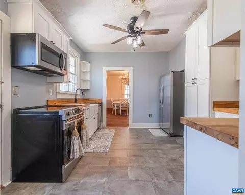 Kitchen - 22 Quarter Ln, Buckingham, VA 23921 photo 1 of 4