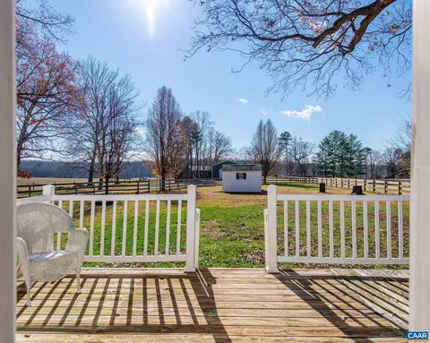 Exterior - 22 Quarter Ln, Buckingham, VA 23921 photo 6 of 12