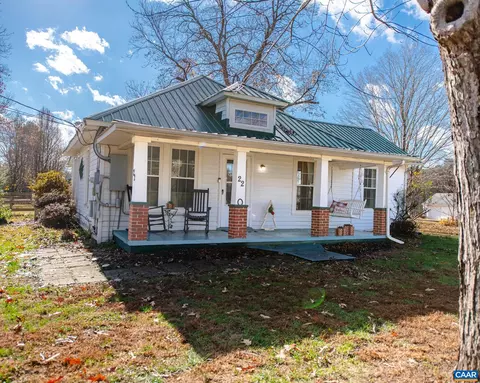 Exterior - 22 Quarter Ln, Buckingham, VA 23921 photo 12 of 12