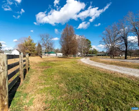 Exterior - 22 Quarter Ln, Buckingham, VA 23921 photo 11 of 12