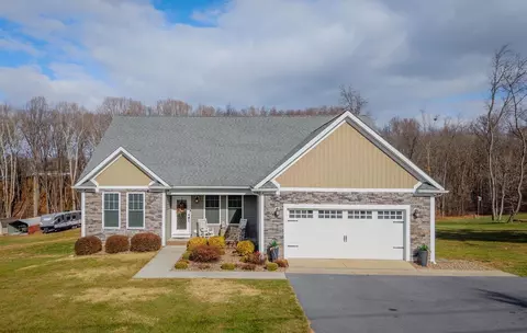 50 Harriston Rd, Grottoes, VA 24441