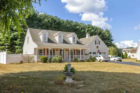 114 Meadowdale Dr, Stuarts Draft, VA 24477