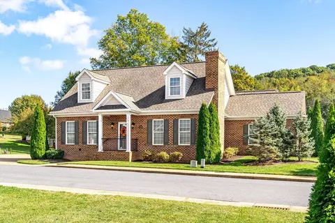 70 Peyton Randolph Ct, Harrisonburg, VA 22802