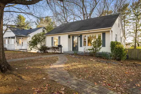 2228 Mt Vernon St, Waynesboro, VA 22980